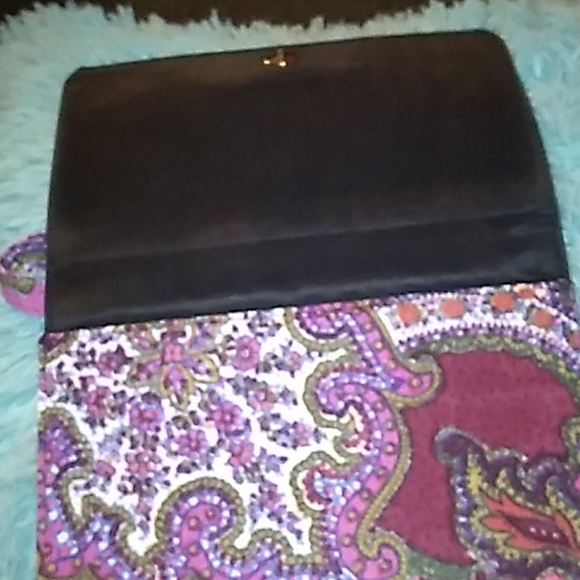 Purse - Picture 2 of 4